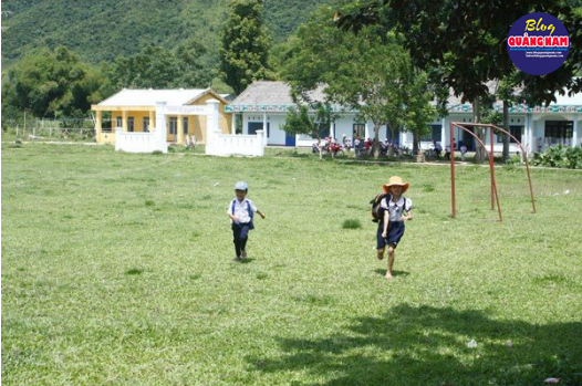 Bình yên và giản dị, như đúng cái tên của làng